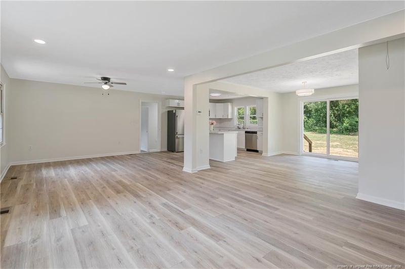 2423 George Owen Rd, Fayetteville, NC 28306