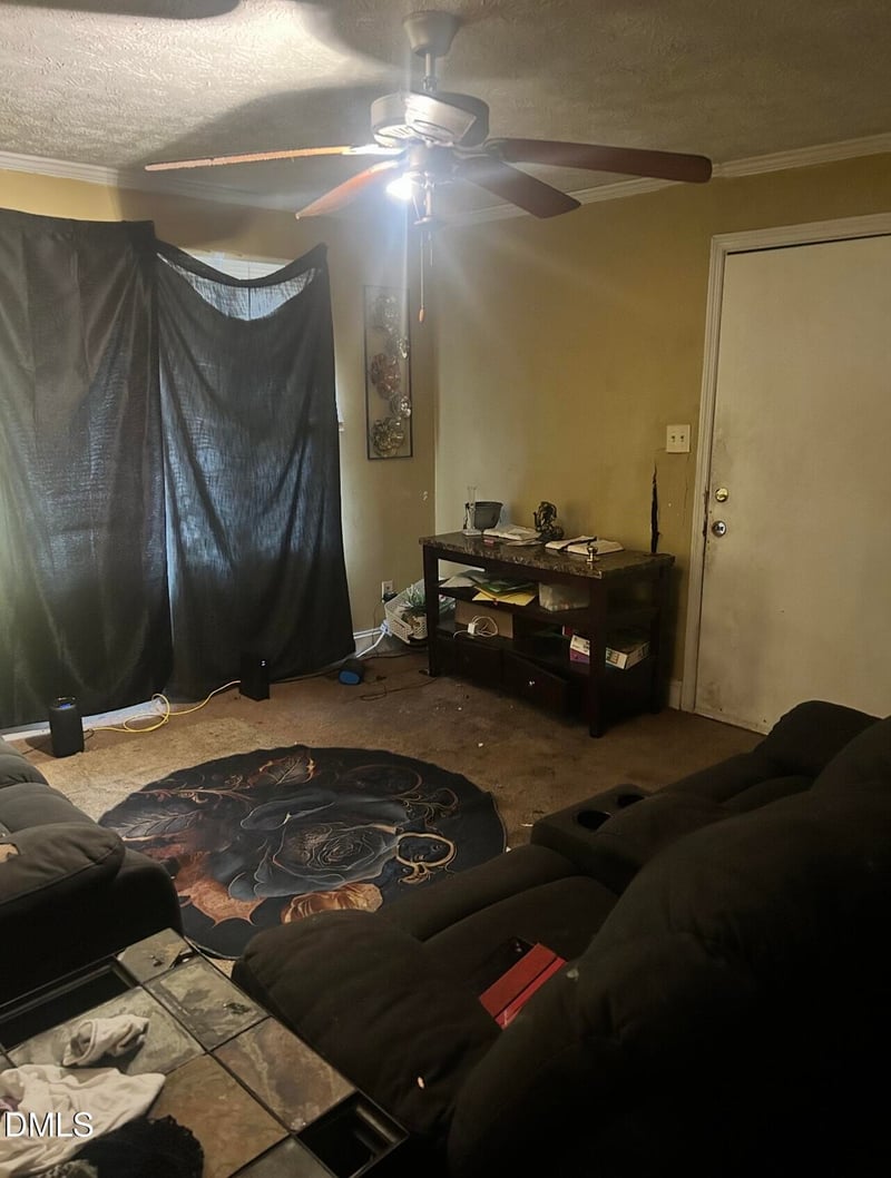 2423 John Smith Rd, Fayetteville, NC 28306