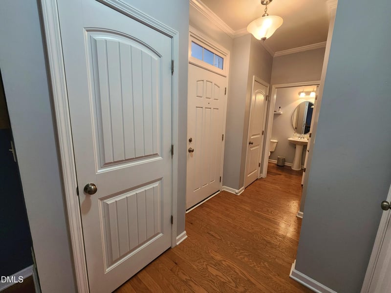 2423 Memory Ridge Dr, Raleigh, NC 27606