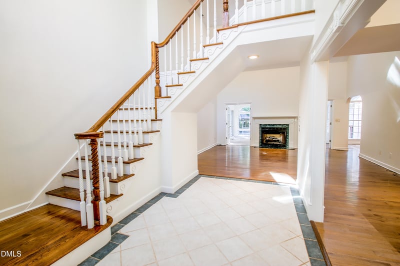 2423 Old Oxford Rd, Durham, NC 27704
