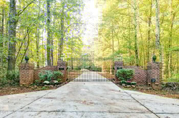 2423 Old Oxford Rd, Durham, NC 27704