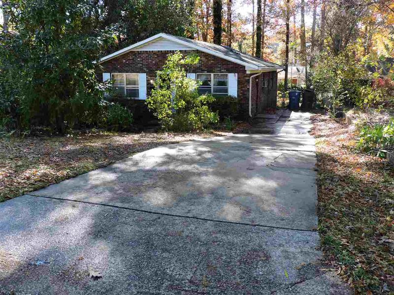 2424 Derby Dr, Raleigh, NC 27610