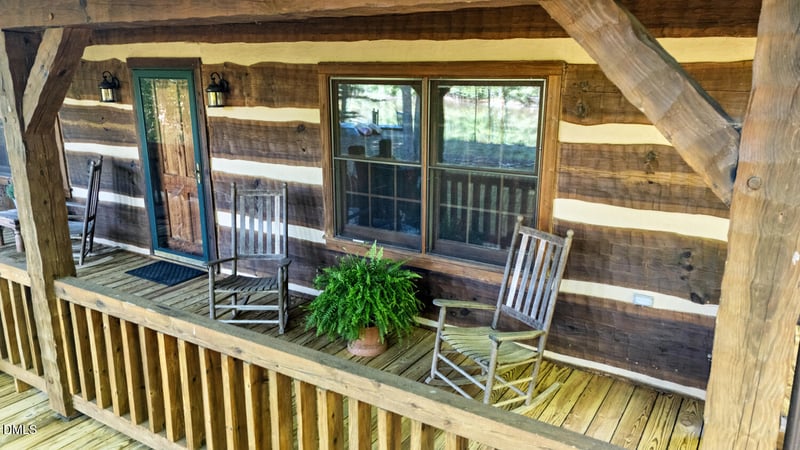 2424 Dimmocks Mill Rd, Hillsborough, NC 27278