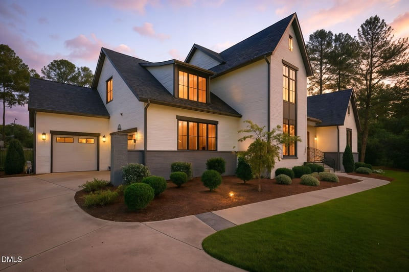 2424 Heartley Dr, Raleigh, NC 27615