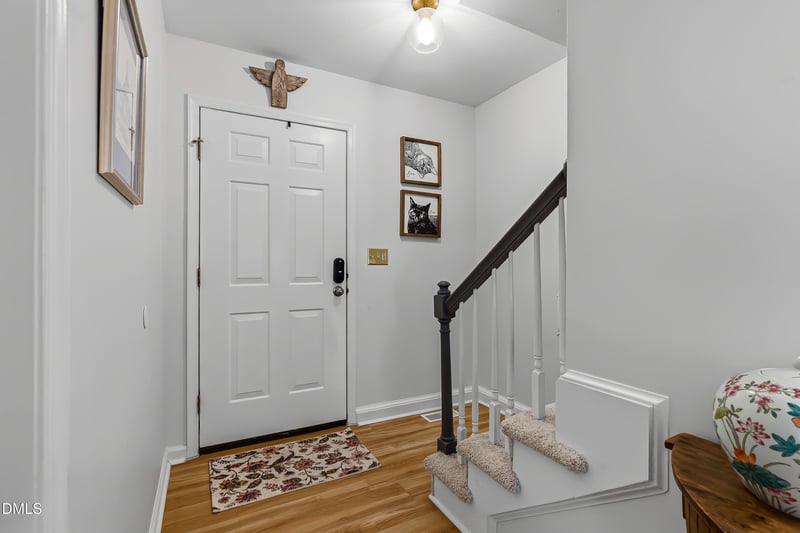 2424 Mapleton Ln, Raleigh, NC 27613