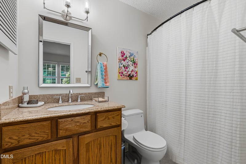 2424 Mapleton Ln, Raleigh, NC 27613