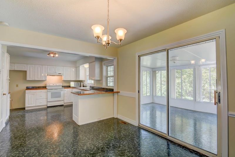 2424 Parkway Dr, Raleigh, NC 27603