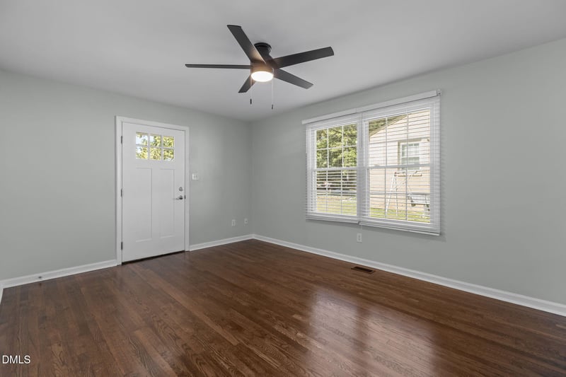 2425 Derby Dr, Raleigh, NC 27610