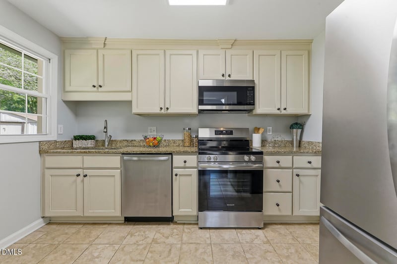 2425 Derby Dr, Raleigh, NC 27610