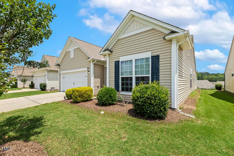 2425 Fiddich Ln, Fuquay Varina, NC 27526
