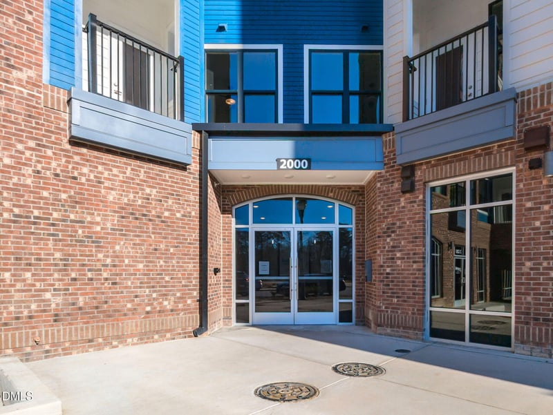 2425 Gathering Square Ct, Fuquay Varina, NC 27526