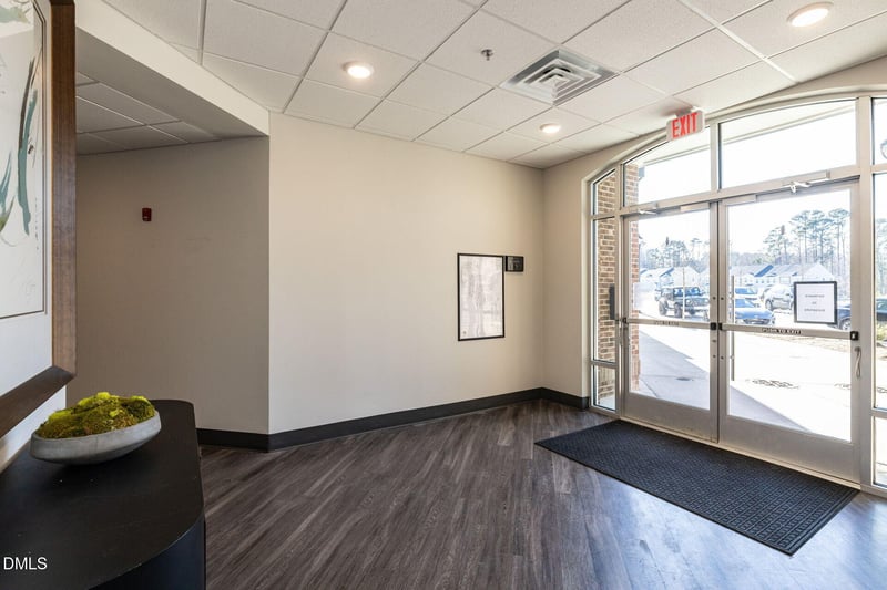 2425 Gathering Square Ct, Fuquay Varina, NC 27526