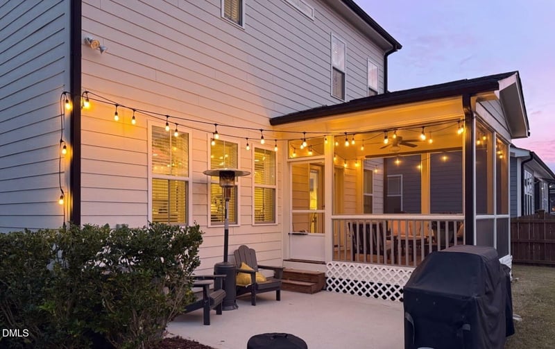 2425 Glade Mill Ct, Fuquay Varina, NC 27526