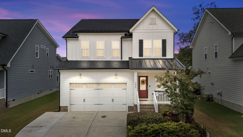 2425 Glade Mill Ct, Fuquay Varina, NC 27526