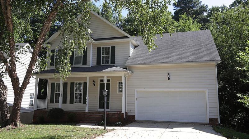 2425 Laurel Falls Ln, Raleigh, NC 27603