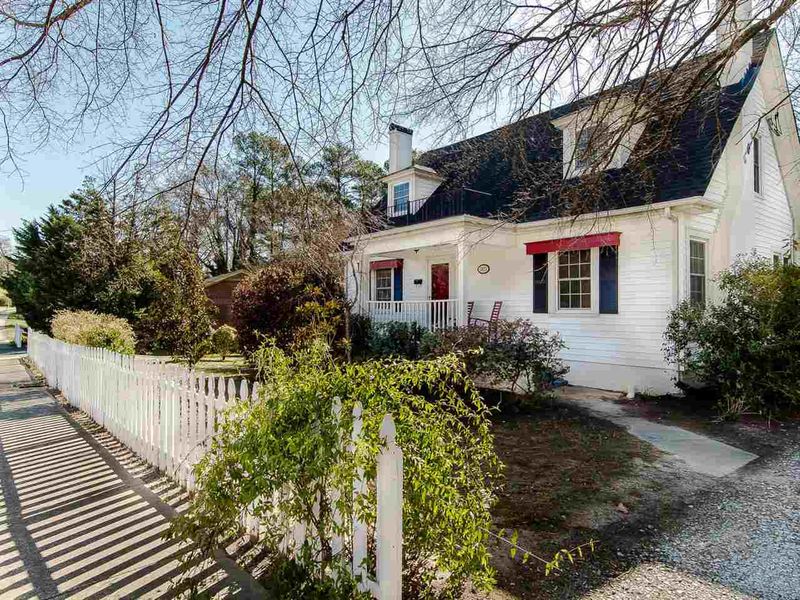 2425 Pickett Rd, Durham, NC 27705