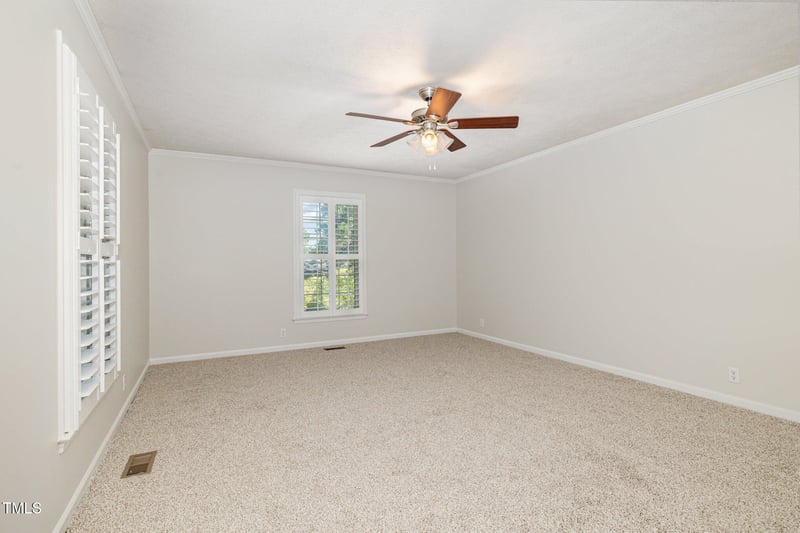 2425 Torcross Dr, Fayetteville, NC 28304