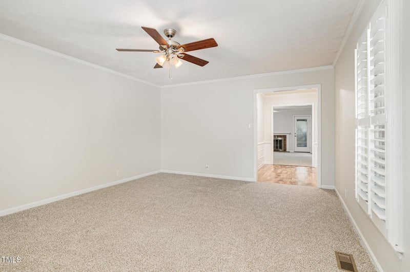 2425 Torcross Dr, Fayetteville, NC 28304