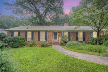 2425 Wentworth St, Raleigh, NC 27612