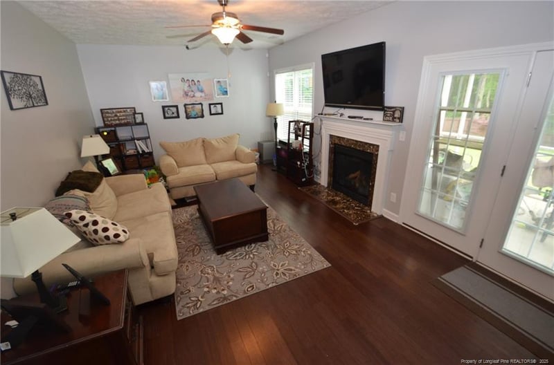 2426 Market Hill Dr, Fayetteville, NC 28306