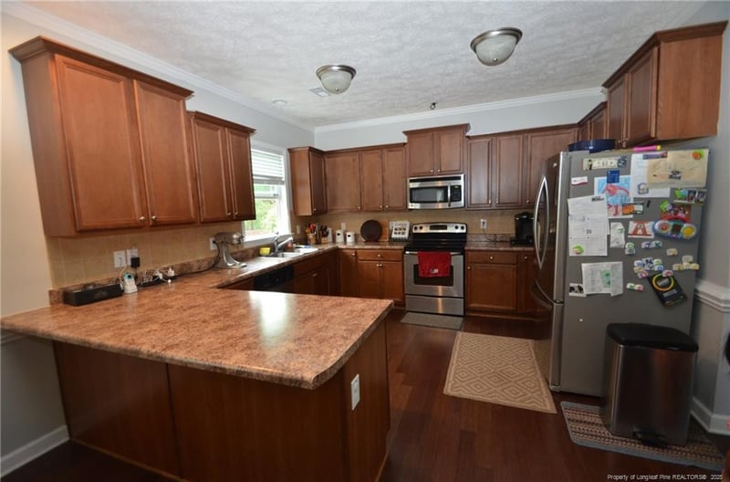 2426 Market Hill Dr, Fayetteville, NC 28306