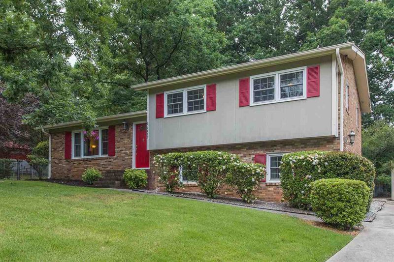 2426 Orangewood Dr, Durham, NC 27705