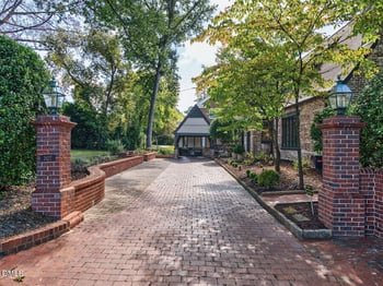 2427 Glenwood Ave, Raleigh, NC 27608