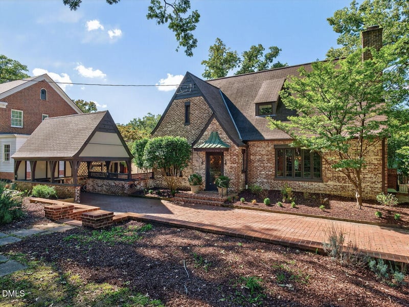 2427 Glenwood Ave, Raleigh, NC 27608