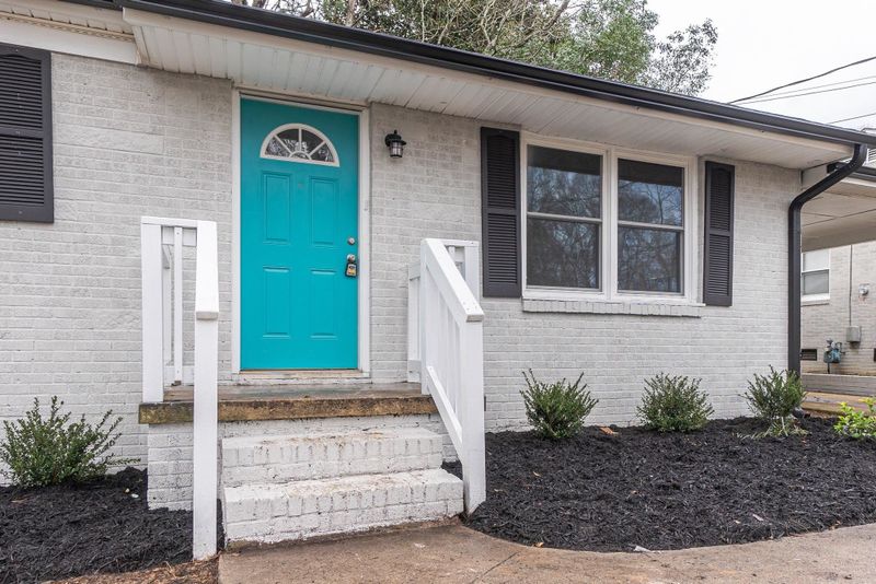 2428 Glascock St, Raleigh, NC 27610