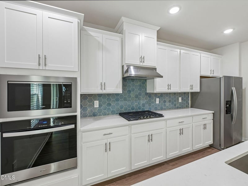 2429 Rosewood Bluff Dr, Zebulon, NC 27597