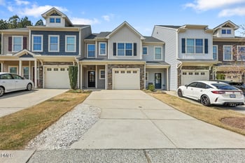 243 Beaconwood Ln, Holly Springs, NC 27540