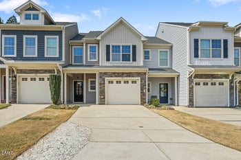 243 Beaconwood Ln, Holly Springs, NC 27540