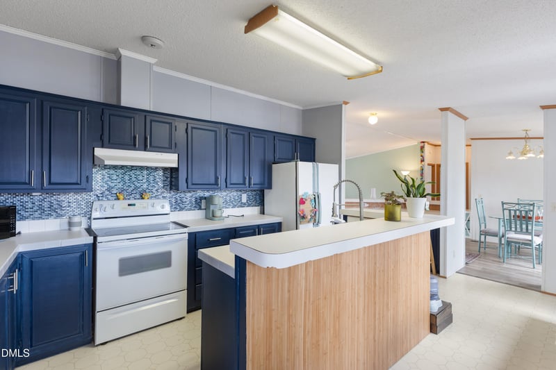 243 Carlyle Rd, Zebulon, NC 27597