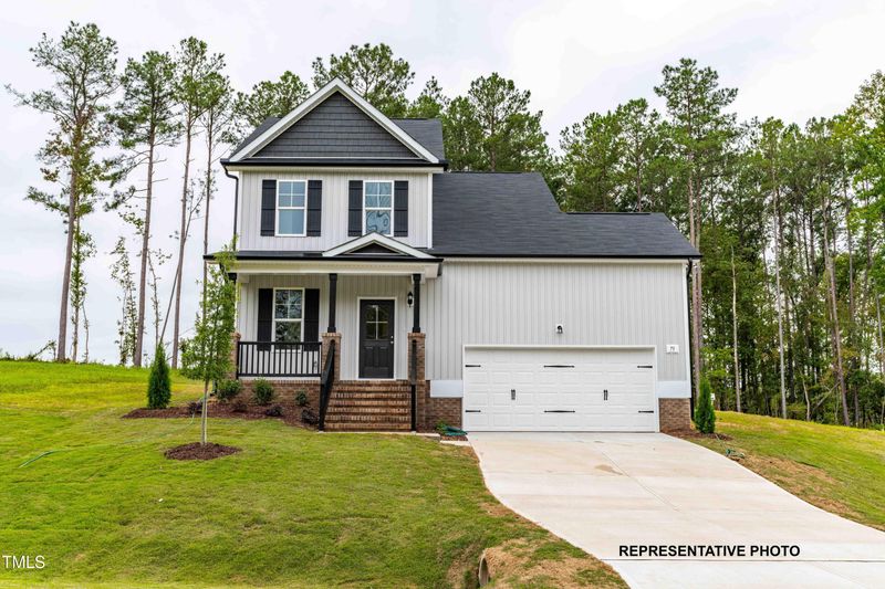243 Danube Dr, Zebulon, NC 27597
