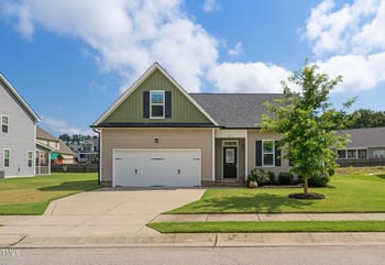 243 Edgefield St, Clayton, NC 27520