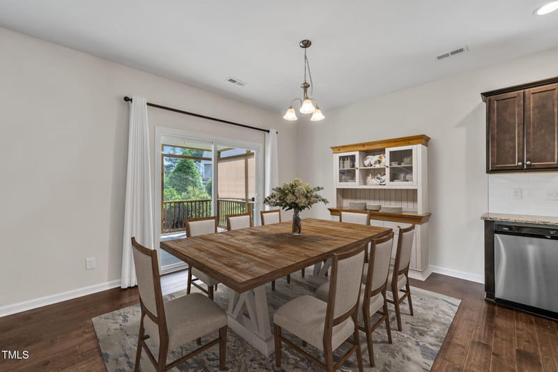 243 Edgefield St, Clayton, NC 27520