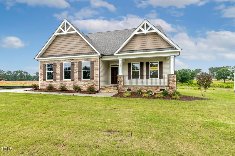 243 Kissington Way, Benson, NC 27504