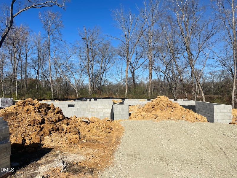 243 Lake Edge Dr, Lillington, NC 27546