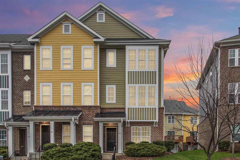243 Michigan Ave, Cary, NC 27519