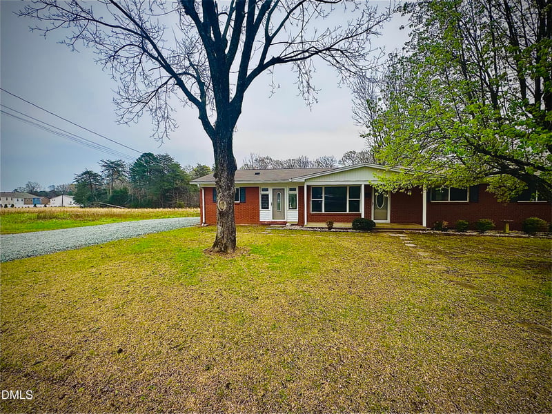 243 Nicks St, Graham, NC 27253