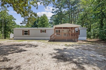 243 Violet Ln, Coats, NC 27521