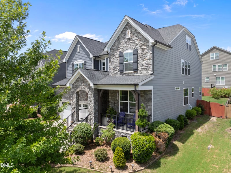 2430 Braxton Wood Ln, Apex, NC 27523