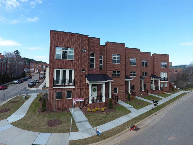2430 Campus Shore Dr #101, Raleigh, NC 27606