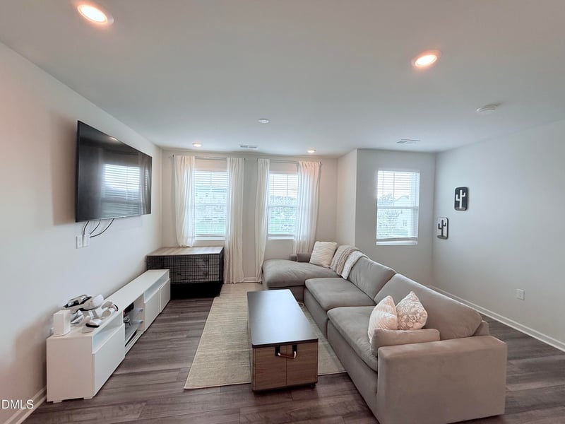 2431 Chert Ln, Raleigh, NC 27610