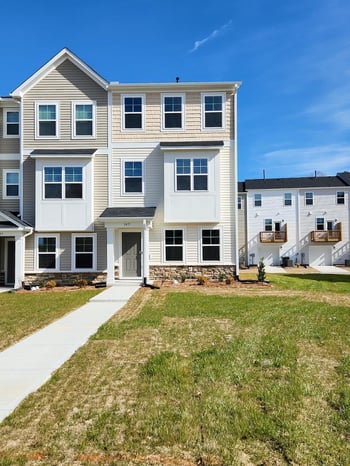 2431 Kasota Ln, Raleigh, NC 27610