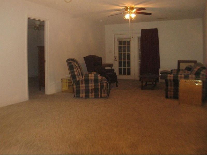 2431 Moran St #C, Burlington, NC 27215