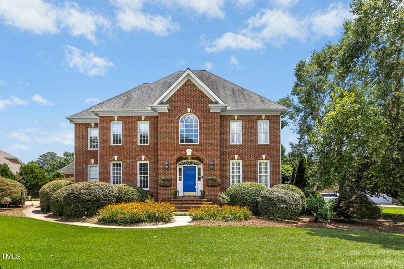 2432 Baileys Landing Dr, Raleigh, NC 27606