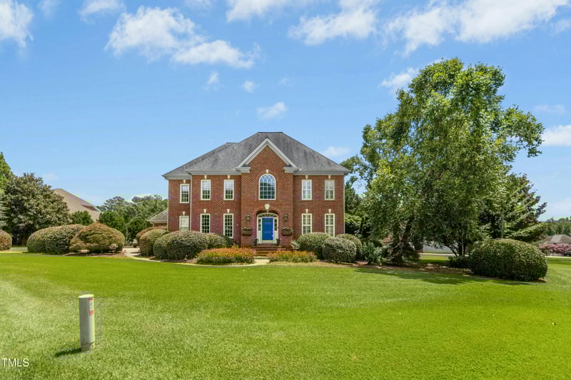 2432 Baileys Landing Dr, Raleigh, NC 27606