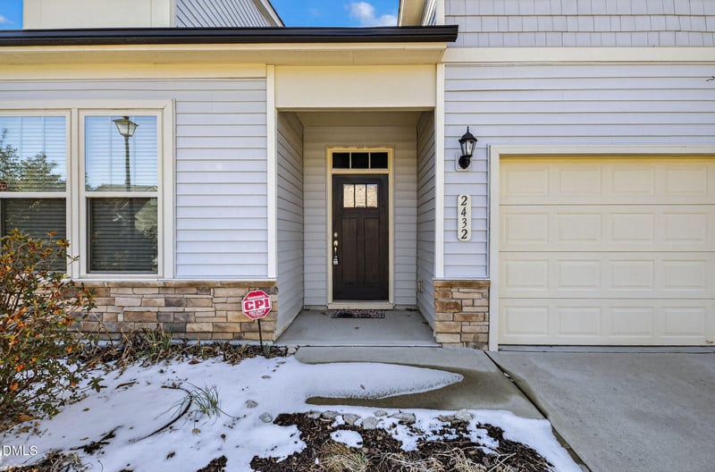 2432 Cedar Rock Dr, Wake Forest, NC 27587