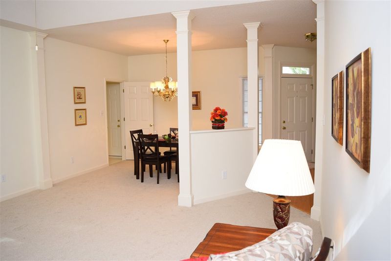 2432 Deanwood Dr, Raleigh, NC 27615